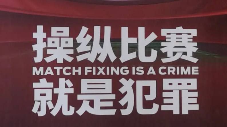 胡桃吃旅行者胡萝卜